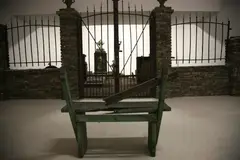 Robert Kuśmirowski, D.O.M, 2004, Mixed media