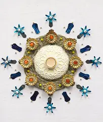 Athena Vida, Bunda, 2011, Collage