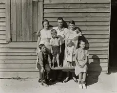 Walker Evans, The Bourroughs Family, Hale County, Alabama, 1936, Gelatin silver print, printed late 1950s or 1960s
