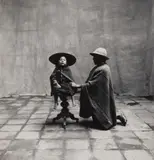 Irving Penn, Father kneeling with seated child, Cuzco, Peru, 1948, Vintage gelatin silver print, printed
