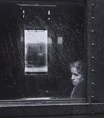 Toni Schneiders, Wartende Frau, 1951, Gelatin silver print, printed
