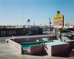 Stephen Shore, Marland Street, Hobbs, New Mexico, February 19, 1975, 1975, Chromogenic print, reprinted 2012 (under the supervision of the photographer)