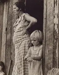 Arthur Rothstein, Wife and child of a sharecropper, Washington County, Arkansas, 1935, Vintage gelatin silver print