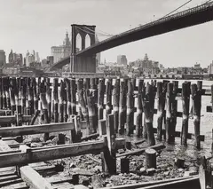 Andreas Feininger, Brooklyn Bridge from Brooklyn Shore, New York, 1940, Vintage gelatin silver print