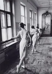 Cornell Capa, Bolshoi Ballet School, Moskow, 1958, Gelatin silver print, printed