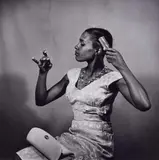 Jürgen Schadeberg, Getting ready for a photo session, 1954, Gelatin silver print, printed