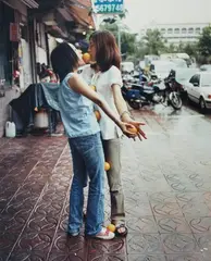 Erwin Wurm, Taipei, Mädchen mit Orangen (from the series: Outdoor Sculptures), 2000, Chromogenic print on aluminium, printed