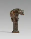 August Gaul, Bärenpetschaft (Bär auf einem Baumstamm), 1899, Bronze
