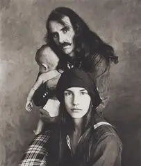 Irving Penn, Hippie Family Kelly, San Francisco, 1967, Platinum-palladium print on Arches paper, printed