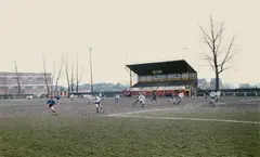 Andreas Gursky, Fußballspieler, Liège, 1984, Chromogenic print, flush-mounted to plexiglass
