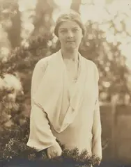 Mrs. Eugene Meyer by Edward Steichen, c. 1910, Vintage gelatin silver print, sold Nov 2024