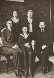 August Sander, Portrait of the Cologne Town Missionary Jakob Harth and his family, 1930, Vintage gelatin silver print