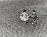 Herbert List, Tanz der Röcke, Rom, Trastevere