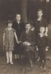Family portrait from Stürzelbach/Westerwald by August Sander, 1927, Vintage gelatin silver print, sold Jun 2023
