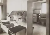 Lucia Moholy, Bauhaussiedlung Dessau, Küche - Anrichte