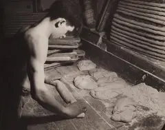 François Kollar, Boulangerie de Quartier (from the series: La France travaille), 1933, Gelatin silver print, printed probably 1950s