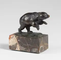 Eilender Bär auf den Hinterbeinen by August Gaul, Circa 1915, Bronze, sold Dec 2022