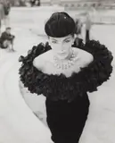 Walde Huth-Schmölz, Dior 'Lucky' - Decolleté, Paris