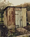 Simone Nieweg, Geräteschuppen aus Blech, Düsseldorf-Gerresheim, 1986, Chromogenic print on Agfa paper