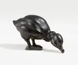 Stehender Schwan, Futtersuchender Schwan (Kopf vorgestreckt) by August Gaul, 1905, Bronze, sold Jun 2022