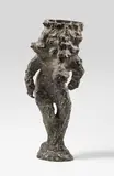 Priska von Martin, Gebückter mit Kiepe, Bronze