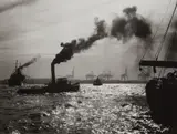 Herbert List, Schlepper im Gegenlicht, Hamburg