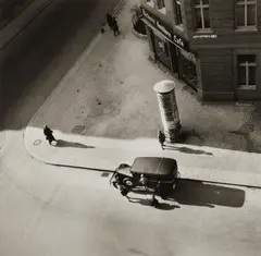 Eva Besnyö, Starnberger Straße, Berlin, 1931, Gelatin silver print, printed c.