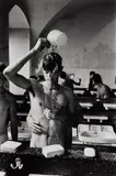 Will McBride, Berührung. Mike, der sich wäscht, Schule Schloss Salem