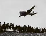 Tony Vaccaro, The Berlin Airlift, C-54, 1948/49, Gelatin silver print, printed