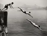 Arthur Leipzig, Divers, East River, New York, 1948, Gelatin silver print, printed later
