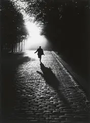 Sabine Weiss, Vers la Lumière, Paris, 1953, Gelatin silver print, printed later