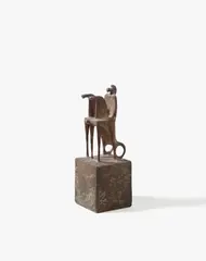 Fritz Koenig, Kleine Biga, 2003, Bronze with golden brown patina