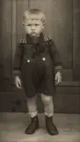 August Sander, Portrait of a boy