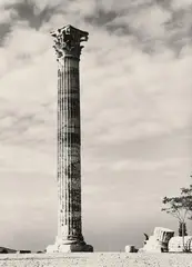 Walter Hege, Untitled (Column at the Temple of Olympian Zeus, Acropolis, Athens), 1930s, Vintage gelatin silver print on Agfa-Lupex paper