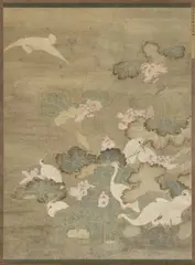 Anonymer Maler des 19. Jh., Nine herons by a lotus pond. Hanging scroll. Ink and colour on paper. Inscribed Yuan Zhang Song Yan and titled: Hehua bailu tu (Lotus blossoms and white herons)., Nine herons by a lotus pond. Hanging scroll. Ink and colour on paper. Inscribed Yuan Zhang Song Yan and titled: Hehua bailu tu (Lotus blossoms and white herons)