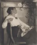 Heinrich Kühn, Mrs. Richter, c. 1913, Multiple oil transfer print on Japan paper