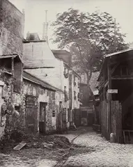 Pierre Emonds, Cour rue Larrey No. 8, Paris, 1860s, Albumen print