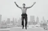 Thomas Hoepker, Muhammad Ali jumping from the bridge over Chicago River