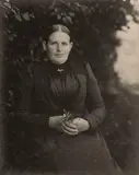 August Sander, Portrait of a young woman, 1910s, Vintage gelatin silver print