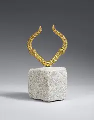 Léonor Fini, Sujet en or, 1973, Two-part gold object (18 carat)