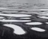 Peter Keetman, Schnee-Inseln, 1958, Ferrotyped gelatin silver print, printed