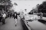 Robert Lebeck, Léopoldville. Dem König von Belgien wird der Degen gestohlen