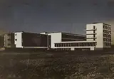 Iwao Yamawaki, Bauhaus Dessau, Ansicht von Süden, 1930-32, Vintage hand tinted gelatin silver print