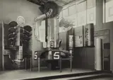 and Anonymous, Sowjetischer Pavillon in der Internationalen Hygiene-Ausstellung, Dresden (Entwurf El Lissitzky), 1930, Vintage gelatin silver print. Photo postcard