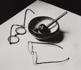 André Kertész, Mondrians Brille und Pfeife, 1926, Gelatin silver print on Agfa paper, printed c. 1984 by Yvan Le Marlec