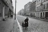 Rolf Gillhausen, Cottbus 12 Uhr mittags (Cottbus at 12 pm, from the series: "DDR von innen"), 1963, Gelatin silver print, printed