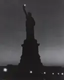 Andreas Feininger, Statue of Liberty at night, 1943, Gelatin silver print, printed later