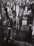 Horst Schäfer, Gebäudereiniger Chrysler Gebäude, New York, 1962, Gelatin silver print, printed later