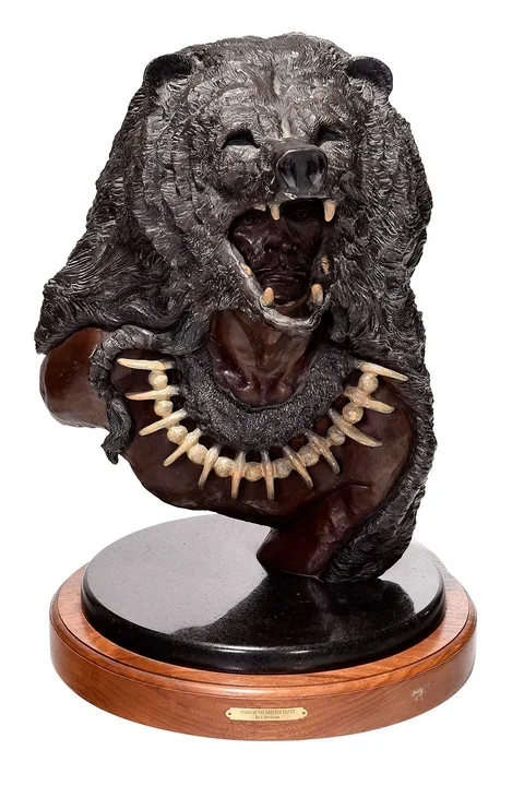 Cindy Burleson, Spirit of the Grizzly, patinated bronze on granite and wood base