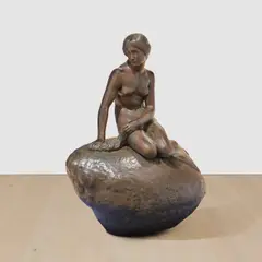Edvard Eriksen, The Little Mermaid (Den lille havfrue), 1910–1913, patinated bronze